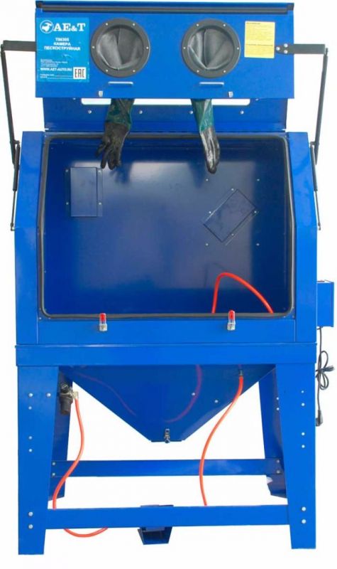 Пескоструйная камера AE&T T06305, инжекторная, 990 литров