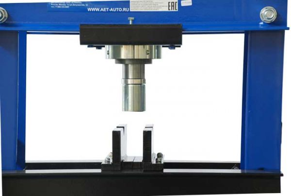 Пресс гидравлический ручной/ножной 30 тонн Ae&T Т61230F, напольный, гаражный